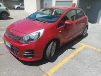 Usata Kia Rio 85 CV (62 kW) 2016 Rosso Utilitaria