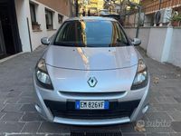 Usata Renault Clio IV Dynamique 75 CV (55 kW) 2014 Grigio Utilitaria