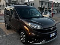 Usata Fiat Doblò Trekking 120 CV (88 kW) 2016 Marrone Monovolume