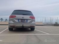 Usata VW Passat 240 CV (176 kW) 2017 Grigio Berlina