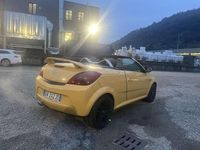 Usata Opel Tigra Sport 125 CV (91 kW) 2006 Giallo Cabrio