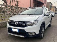 Usata Dacia Sandero Stepway 75 CV (55 kW) 2017 Bianco Utilitaria