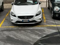Usata Volvo V40 150 CV (110 kW) 2014 Bianco Berlina