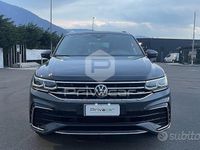 Usata VW Tiguan R-line 200 CV (147 kW) 2023 Grigio SUV