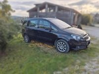Usata Opel Zafira 2007 Nero Monovolume