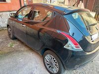 Usata Lancia Ypsilon 95 CV (69 kW) 2011 Nero Utilitaria