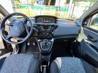 Usata Lancia Ypsilon Silver 69 CV (50 kW) 2022 Nero Utilitaria