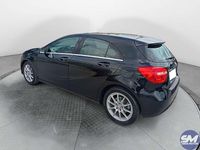 Usata Mercedes A180 109 CV (80 kW) 2014 Nero Utilitaria
