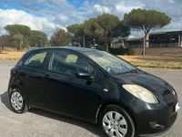Usata Toyota Yaris Sol 69 CV (50 kW) 2008 Nero Utilitaria