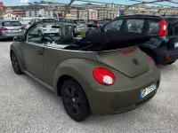 Usata VW New Beetle 105 CV (77 kW) 2008 Verde Utilitaria