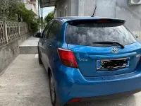 Usata Toyota Yaris 90 CV (66 kW) 2016 Bluazzurro Berlina