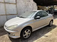 Usata Peugeot 206 CC 109 CV (80 kW) 2003 Grigio Cabrio