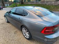 Usata Volvo S90 Momentum 190 CV (139 kW) 2019 Grigio Berlina