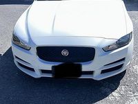 Usata Jaguar XE 250 CV (183 kW) 2018 Bianco Berlina
