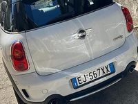 Käytetty Mini Cooper S Countryman 184 HP (135 kW) 2011 Valkoinen Katumaasturi