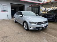 Usata VW Passat Highline 240 CV (176 kW) 2017 Grigio Berlina