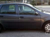 Usata Fiat Punto 80 CV (58 kW) 2000 Grigio Utilitaria