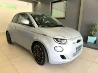 Usata Fiat 500e La Prima 42 kW (58 CV) 2025 Blu/azzurro Utilitaria