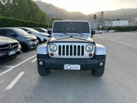 Usata Jeep Wrangler Sahara 177 CV (130 kW) 2010 Argento SUV