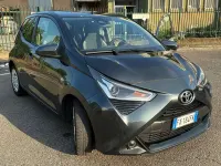 Usata Toyota Aygo X-play 72 CV (52 kW) 2019 Grigio Utilitaria