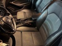 Usata Mercedes B180 Premium 109 CV (80 kW) 2013 Bianco Utilitaria
