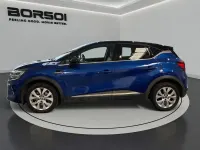 Usata Renault Captur Intens 94 CV (69 kW) 2022 Bic. blu marine / tetto nero SUV