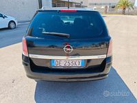 Usata Opel Astra Cosmo 120 CV (88 kW) 2007 Nero Station wagon