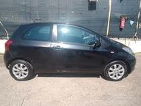 Usata Toyota Yaris Sol 90 CV (66 kW) 2007 Nero Utilitaria