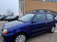 Usata Fiat 600 39 CV (28 kW) 2000 Vernice metallizzata Berlina