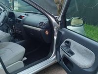 Usata Renault Clio II Authentique 75 CV (55 kW) 2005 Grigio Berlina