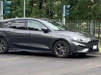 Usata Ford Focus ST-Line 125 CV (91 kW) 2019 Grigio Berlina