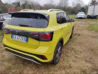 Usata VW T-Cross R-line 116 CV (85 kW) 2024 Giallo SUV