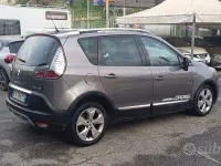 Usata Renault Scenic E-Tech XMOD 110 CV (80 kW) 2015 Grigio Monovolume