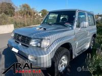 Usata Hyundai Galloper 134 CV (98 kW) 2003 Grigio SUV