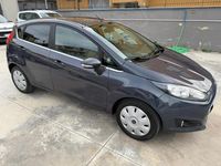 Usata Ford Fiesta Titanium 96 CV (70 kW) 2014 Blu Berlina