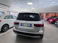 Usata Mercedes GLB180 Executive 116 CV (85 kW) 2020 Grigio SUV