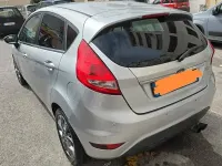 Usata Ford Fiesta Titanium 82 CV (60 kW) 2009 Grigio Utilitaria