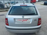 Usata Skoda Fabia 68 CV (50 kW) 2003 Grigio Station wagon