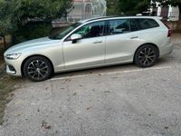 Usata Volvo V60 Business Edition 150 CV (110 kW) 2019 Grigio Station wagon