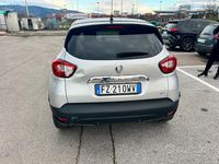 Usata Renault Captur 90 CV (66 kW) 2014 Grigio SUV