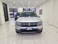 Usata Dacia Duster Lauréate 110 CV (80 kW) 2016 Grigio SUV