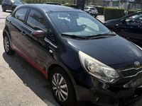 Usata Kia Rio Active 86 CV (63 kW) 2014 Nero Berlina