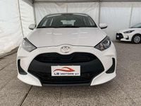 Usata Toyota Yaris Hybrid Active 116 CV (85 kW) 2025 Bianco Berlina