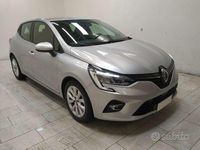 Usado Renault Clio V Zen 86 HP (63 kW) 2020 Prateado Sedan