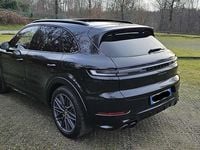 Usata Porsche Cayenne 470 CV (345 kW) 2023 Nero SUV