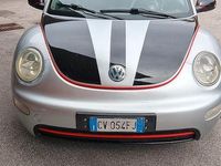 Usata VW New Beetle 101 CV (74 kW) 2004 Grigio Utilitaria