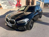 Begagnad BMW 118 Advantage 150 HK (110 kW) 2020 Svart Halvkombi