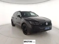 Usata VW Touareg R-line 286 CV (210 kW) 2023 Nero metallizzato SUV