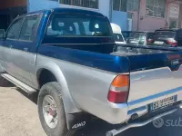 Usata Mitsubishi L200 Intense 100 CV (73 kW) 2001 Blu Pick-up