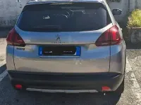 Usata Peugeot 2008 Allure 100 CV (73 kW) 2017 Grigio SUV